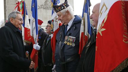 Raul Castro à l'Arc de Triomphe