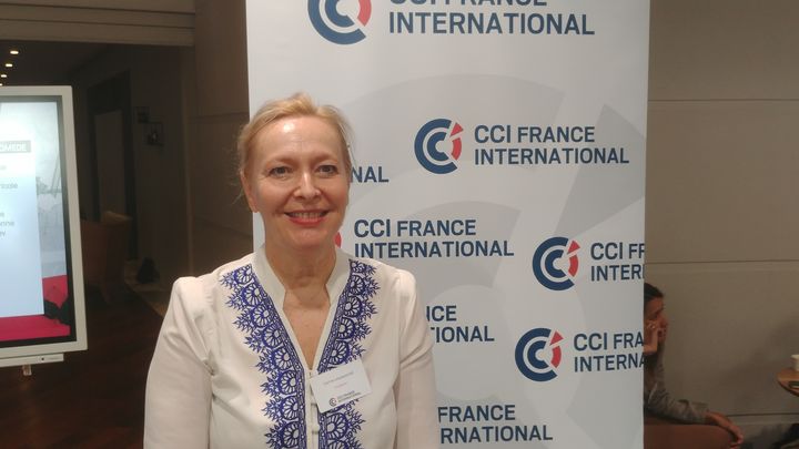 Carine Lespayandel : "A Singapour, tout le monde parle anglais et vous avez la possibilité de recruter des talents locaux très bien formés."&nbsp; (EMMANUEL LANGLOIS / FRANCEINFO)