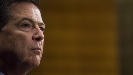 L'ancien directeur du FBI James Comey lors d'une audition par le Sénat, à Washington (Etats-Unis), le 3 mai 2017. (ZACH GIBSON / GETTY IMAGES NORTH AMERICA / AFP)