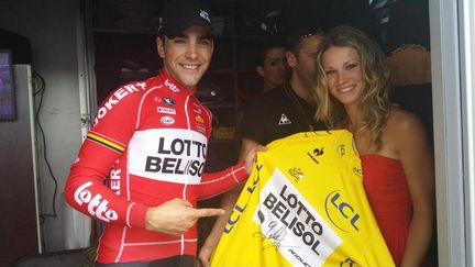  (Heureux, Tony Gallopin, qui décroche le maillot jaune. © Lotto Belisol)