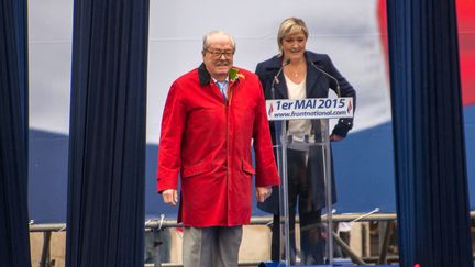 Entre Jean-Marie et Marine Le Pen, le discours a changé, les idées beaucoup moins