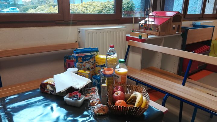 L'école&nbsp;Salvador Allende dans le Val-de-Marne propose un petit déjeuner complet à ses élèves tous les matins. (SARAH TUCHSCHERER / RADIO FRANCE)