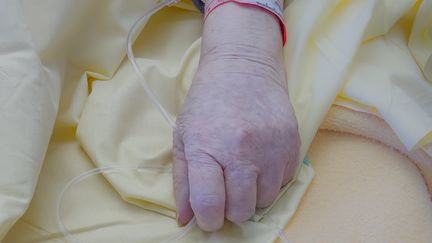 Le Cese recommande notamment de développer les unités de soins palliatifs, qui permettent d'améliorer la qualité de vie des patients souffrant de maladies graves. (SANDRINE MARTY / HANS LUCAS / AFP)