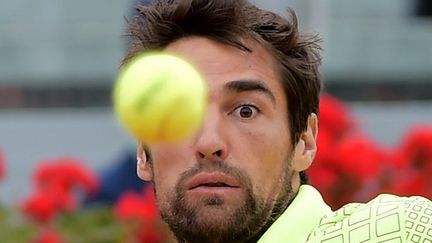 Jérémy Chardy concentré