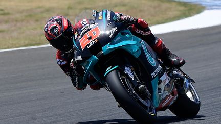 Le Français Fabio Quartararo à l'attaque sur sa Yamaha (JAVIER SORIANO / AFP)