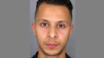 Un portrait de Salah Abdeslam, diffusé le 15 novembre 2015 par la police française. (DSK / POLICE NATIONALE / AFP)