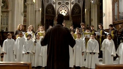 Chants de Noël par la Maîtrise de Saint-Evode
 (France 3 Culturebox)