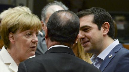 &nbsp; (Angela Merkel, Alexis Tsipras et François Hollande en grande discussion à Bruxelles le week-end dernier © Reuters)