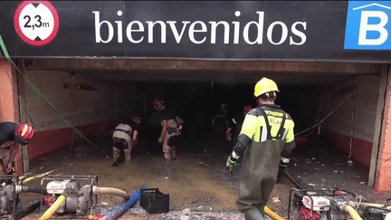 Inondations en Espagne : grosses inquiétudes après l'inondation d'un parking souterrain