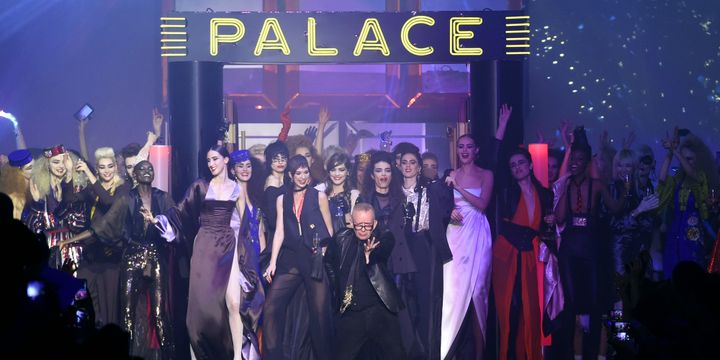 Défilé haute couture printemps-été 2016 de Jean-Paul Gaultier à la gloire du Palace
 (MIGUEL MEDINA / AFP)