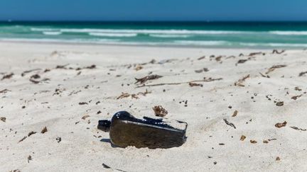 Australie : une bouteille jetée à la mer il y a 132 ans retrouvée