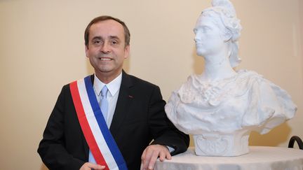 Le maire de B&eacute;ziers, Robert M&eacute;nard, le 4 avril 2014. (SYLVAIN THOMAS / AFP)