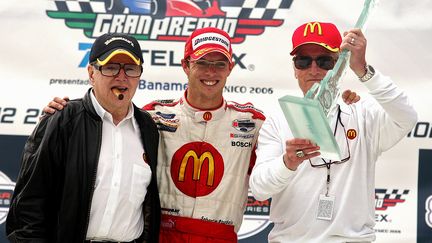 Carl Haas, Sébastien Bourdais, Paul Newman (de gauche à droite) (LUIS ACOSTA / AFP)