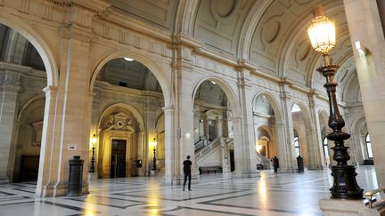 Les couloirs du palais de justice de Paris, photographiés le 27 février 2017. (ALAIN LE BOT / AFP)