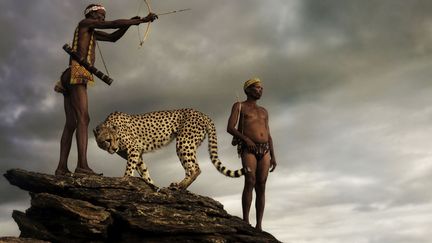 Deux chasseurs san dans la r&eacute;serve Naankuse (Namibie), le 23 f&eacute;vrier 2015. (JACK SOMERVILLE / SOLENT NEWS / SIPA)