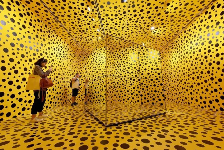 Yayoi Kusama : "Life is the Heart of a Rainbow" (installation)
 (NG SOR LUAN / SINGAPORE PRESS HOLDINGS)