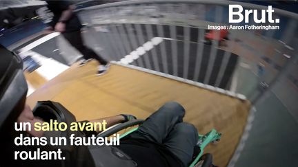 Backflip, double backflip, frontflip… Ces figures de sports extrêmes, c'est en fauteuil roulant qu'il les réalise. Lui, c'est Aaron Fotheringham.