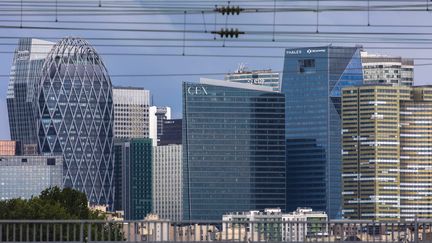 Vue du quartier d'affaires de La Défense à Paris. (VINCENT ISORE / MAXPPP)