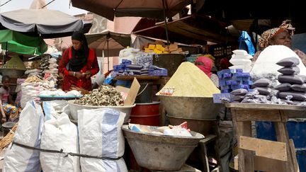 Le marché de Bamako, au Mali, le 13 avril 2021.&nbsp; (MEHMET KAMAN / ANADOLU AGENCY)