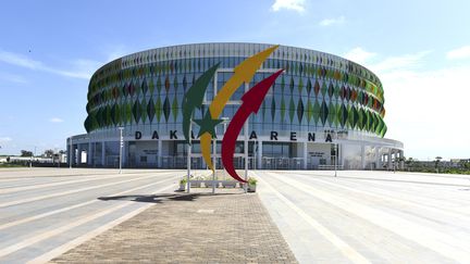 Le stade Dakar Arena, un des premiers édifices achevés dans la ville nouvelle de Diamniadio, qui doit décongestionner Dakar, le 19 septembre 2018.&nbsp; (SEYLLOU / AFP)