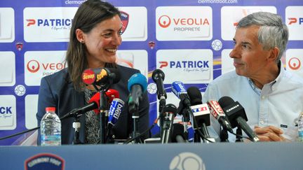 Claude Michy et Corinne Diacre en 2014. (THIERRY ZOCCOLAN / AFP)