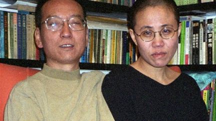 Liu Xiaobo et son épouse Liu Xia, le 22 octobre 2002. (AFP - Chine)