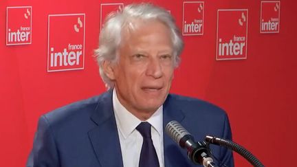 Dominique de Villepin, ancien Premier ministre et ancien ministre des Affaires étrangères, le 9 février 2022 sur France Inter. (FRANCEINTER / RADIO FRANCE)