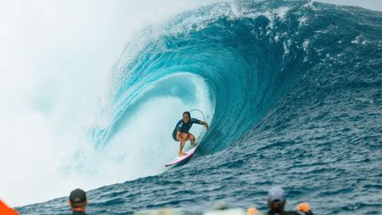 La Française Vahine Fierro, lors du Tahiti Pro, compétition qu'elle a remportée le 29 mai 2024 à Teahupo'o. (WSL / MAXPPP)