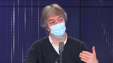 Le professeur Jean-Daniel Lelièvre&nbsp;était l'invité du "8h30 franceinfo" le mardi 22 décembre.&nbsp;&nbsp; (FRANCEINFO / RADIO FRANCE)