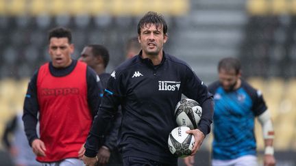 Xavier Garbajosa, alors entraîneur du Montpellier Hérault rugby, le 27 décembre 2020. (XAVIER LEOTY / AFP)