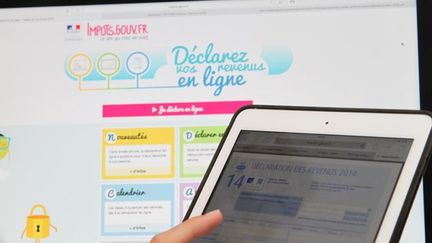 &nbsp; (Le revenu fiscal de référence dépassant 40.000 euros devra obligatoirement être déclaré sur internet © MaxPPP)