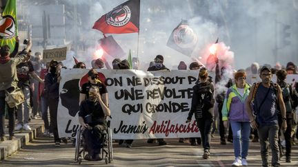 Manifestation de militants antifascistes contre la procédure de dissolution du Gale (Groupe antifasciste Lyon et environs), à Lyon, le 26 mars 2022.&nbsp; (MAXIME JEGAT / MAXPPP)