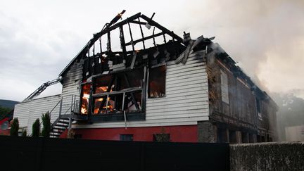 L'incendie d'un gîte à Wintzenheim, dans le Haut-Rhin, a fait 11 morts le 9 août 2023. (PATRICK KERBER / DPA)