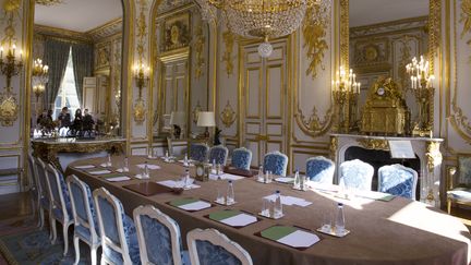 La salle du Conseil des ministres, à l'Elysée, le 19 septembre 2015. (FLORIAN DAVID / AFP)