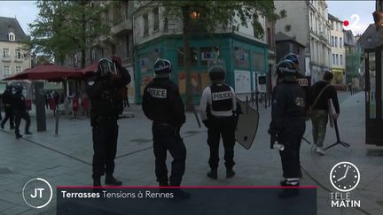 Des policiers à Rennes. (France 2)