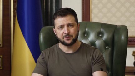 Guerre en Ukraine : la guerre des mots continue entre Zelensky et Poutine