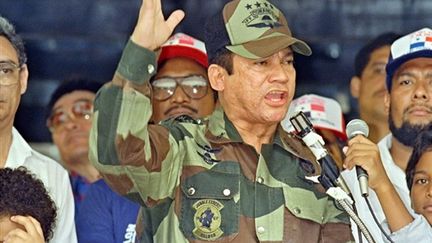 Le général Manuel Antonio Noriega, lors d'un discours à Panama, le 20 mai 1988. (AFP)