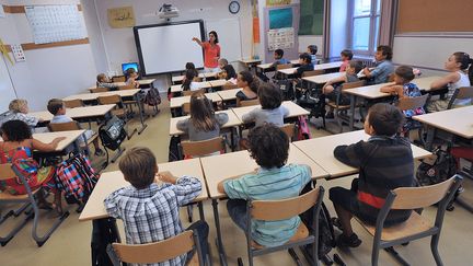 Dans une &eacute;cole primaire de Bordeaux (Gironde), le 4 septembre 2012. (PIERRE ANDRIEU / AFP)