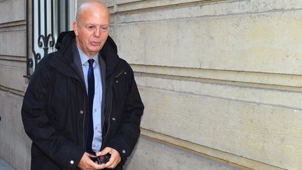 Patrick Buisson, l'ancien conseiller de Nicolas Sarkozy, à Paris, le 15 octobre 2012.&nbsp; (MIGUEL MEDINA / AFP)