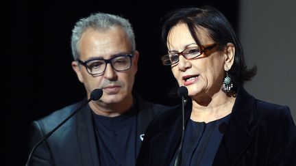 Ibrahim Letaief, le directeur des Journées cinématographiques de Carthage, et Latifa Lakhdar, la ministre tunisienne de la Culture, à l'ouverture de la 26e édition du festival de cinéma de Carthage (21 novembre 2015)
