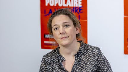 Mathilde Imer, porte-parole de la&nbsp;Primaire populaire lors d'une conférence de presse le 15 janvier 2022. (VINCENT ISORE / MAXPPP)