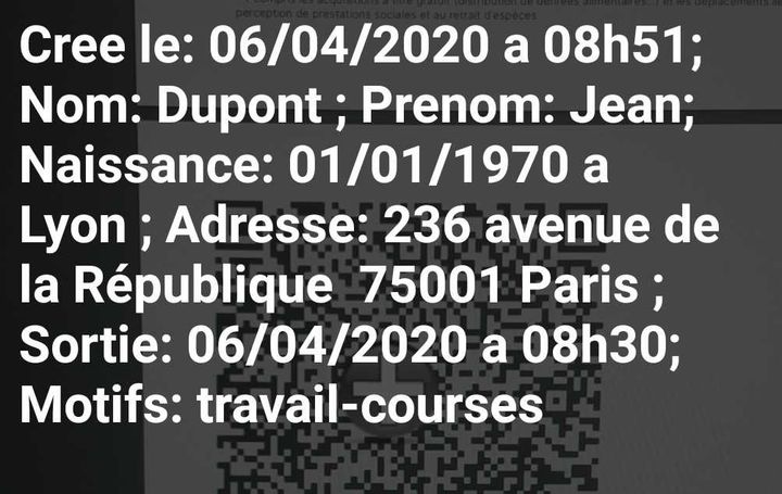 Voici ce que les informations affichées lorsque les forces de l'ordre scanneront le QR code de l'attestation de déplacement. (FRANCEINFO)