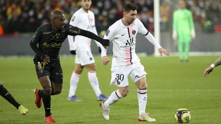 Lens et Paris se quittent sur un match nul lors de la 17e journée de Ligue 1.&nbsp; (JEAN CATUFFE / DPPI via AFP)