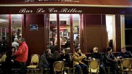 Le bar Le Carillon dans le 10e arrondissement de Paris, photographié le 13 novembre 2016. (MAXPPP)