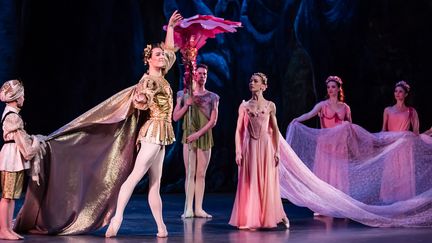 "Le Songe d'une nuit d'été" de Balanchine
 (Agathe Poupeney/Opéra national de Paris)