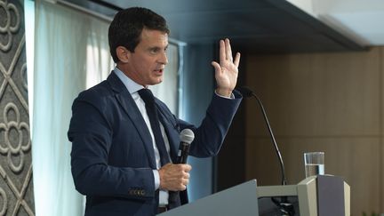 Manuel Valls lors d'une conférence de presse pour annoncer sa candidature à Barcelone, le 26 septembre 2018, à Barcelone. (JOSEP LAGO / AFP)