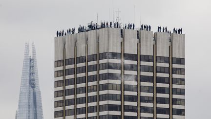 Le "Project84" pour dénoncer le suicide en Grande-Bretagne, à Londres, le 27 mars 2018.&nbsp; (TOLGA AKMEN / AFP)