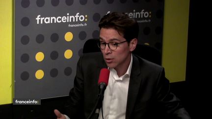 Geoffroy Didier, secrétaire général délégué&nbsp;du parti Les&nbsp;Républicains, dans le studio de franceinfo, le 3 mai 2018. (FRANCEINFO / RADIOFRANCE)