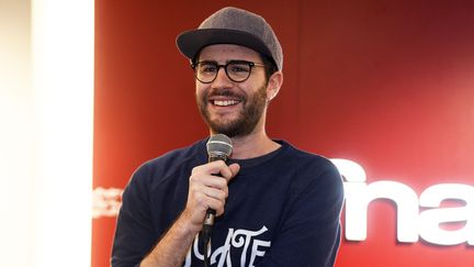  Cyprien Lov, dit Cyprien, blogueur, podcasteur, youtubeur, acteur, doubleur, scénariste de films, scénariste de BD et animateur français à la Fnac de Lille (Nord), le 3 février 2016. (MAXPPP)