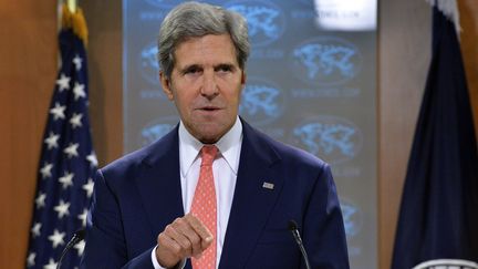 Le secr&eacute;taire d'Etat am&eacute;ricain, John Kerry, lors d'une conf&eacute;rence de presse &agrave; Washington (Etats-Unis), le 26 ao&ucirc;t 2013. (JEWEL SAMAD / AFP)